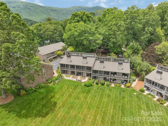 55 Toxaway Shores None active home in Lake Toxaway Estates, Lake Toxaway, NC