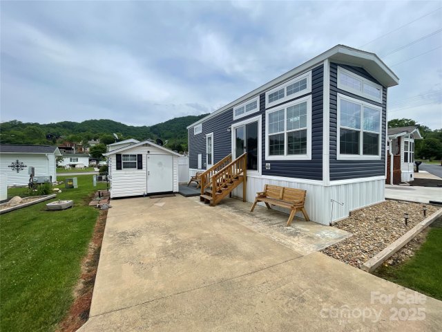 43 Vacation Pointe sold home in Summer Place, Waynesville, NC