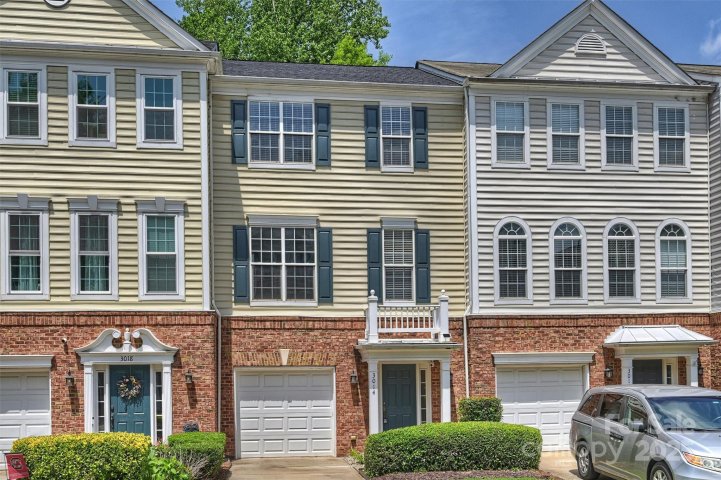 3014 Castleberry Court sold home in Magnolia Park, Charlotte, NC