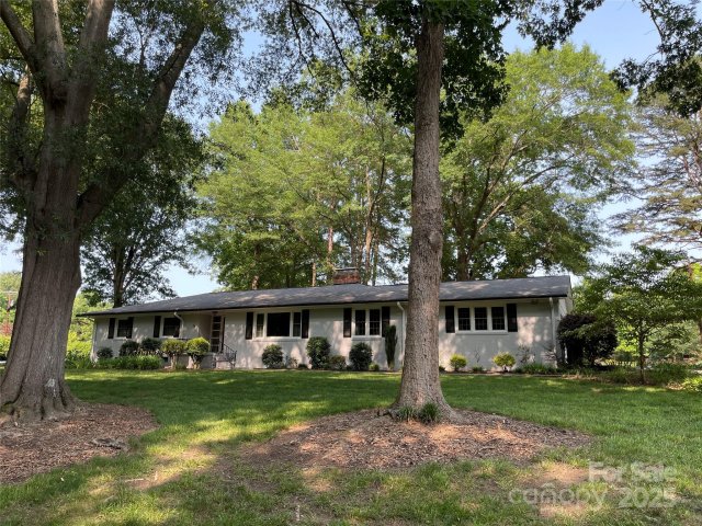 103 Boyd Drive sold home in West Stanley Park, Stanley, NC