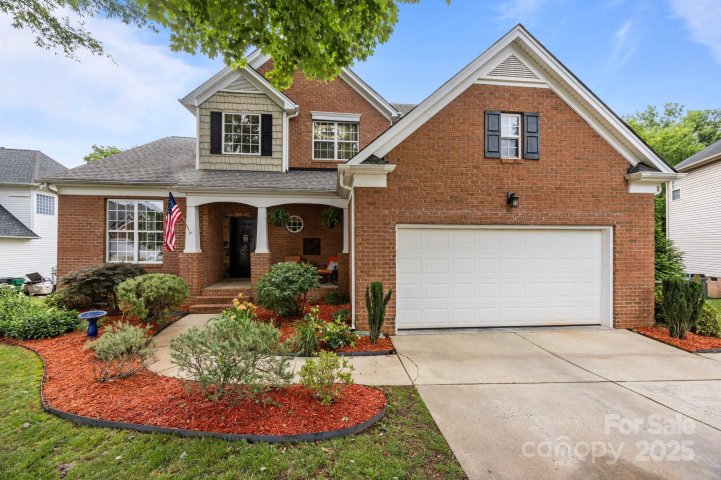 10919 Valley Spring Drive sold home in Ballantyne Meadows, Charlotte, NC