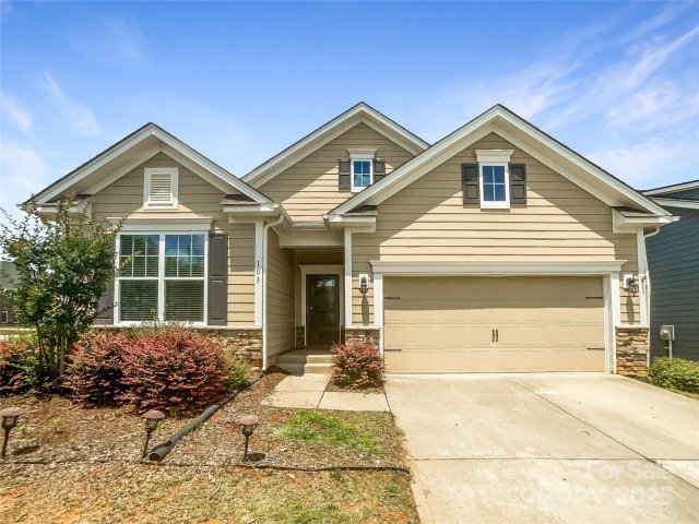 103 Margo Lane sold home in Larkin Golf Club, Statesville, NC