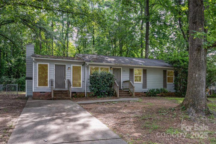 5143 Delivau Drive sold home in Hope Valley, Charlotte, NC