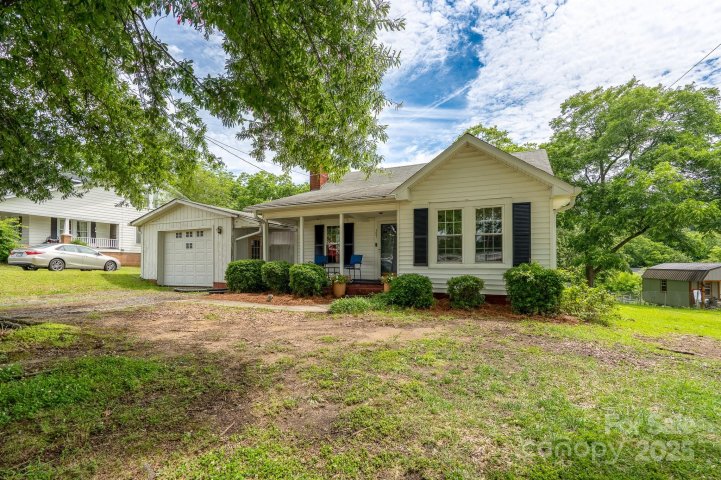 357 N Main Street sold home in Hilltop Acres, Mount Pleasant, NC