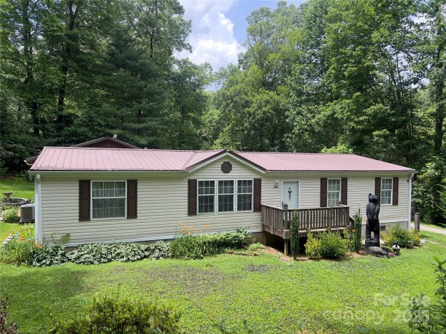 800 Turkey Pen Gap Road sold home in Turkey Pen Gap, Horse Shoe, NC