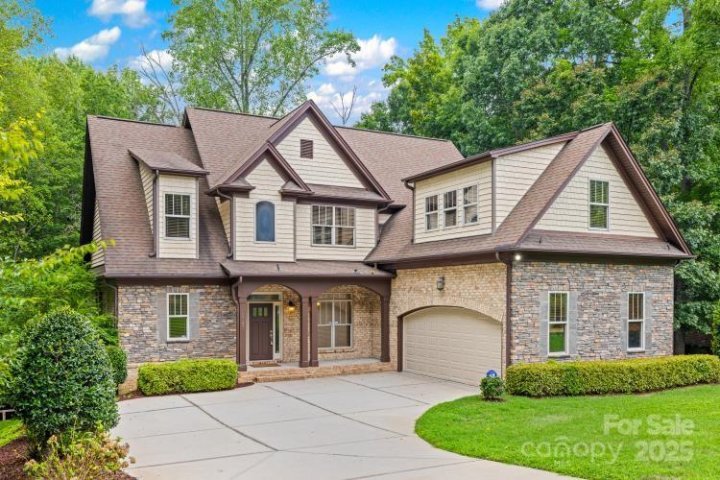 Homes in The Landing, Lake Wylie