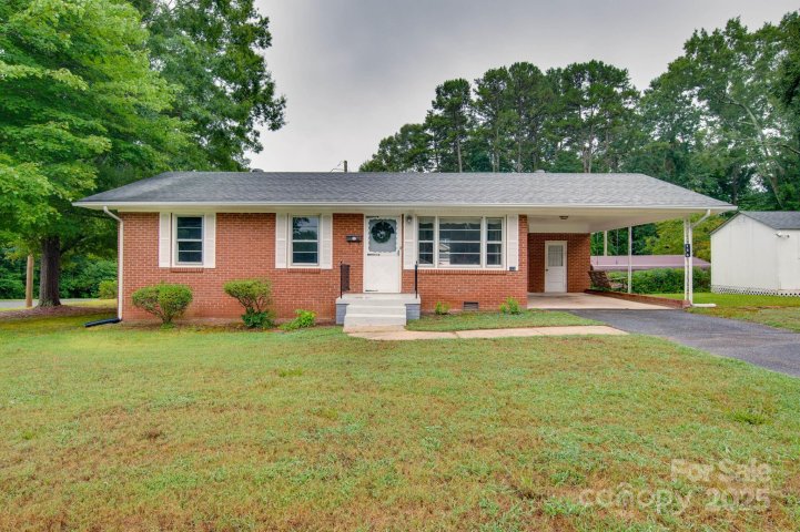 126 E Parkwood Street sold home in Craig Heights, Stanley, NC