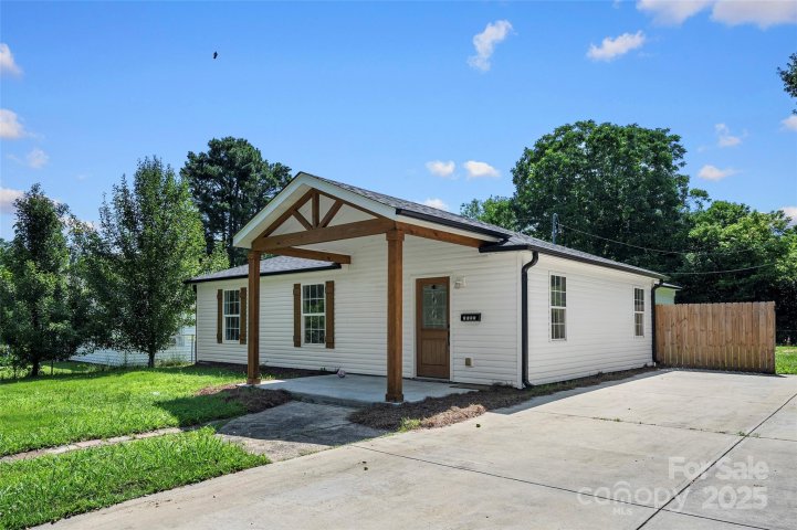 1122 Oconee Avenue sold home in Catawba Terrace, Rock Hill, SC