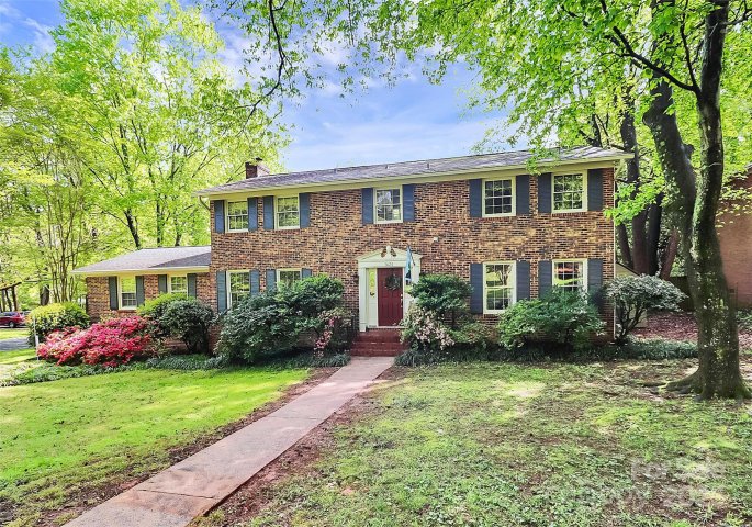 7020 Leesburg Road sold home in Ravenwood, Charlotte, NC
