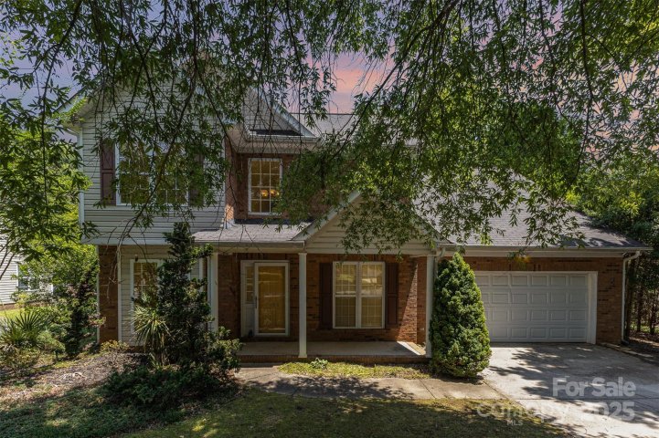 2001 Enderbury Drive sold home in Bent Creek, Indian Trail, NC