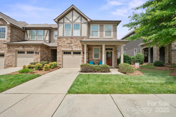 7322 Dulnian Way sold home in Stonehaven at Berewick, Charlotte, NC