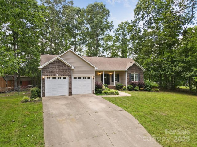 1313 Western Hills Lane sold home in Westerly Hills, Vale, NC