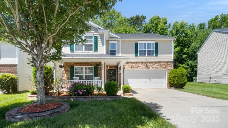 3109 Buckleigh Drive sold home in Buckleigh, Charlotte, NC
