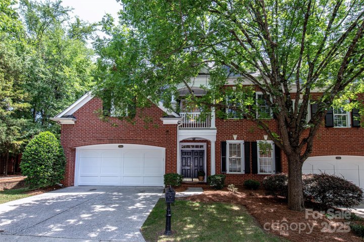 7554 Bluestar Lane sold home in The Magnolias, Charlotte, NC
