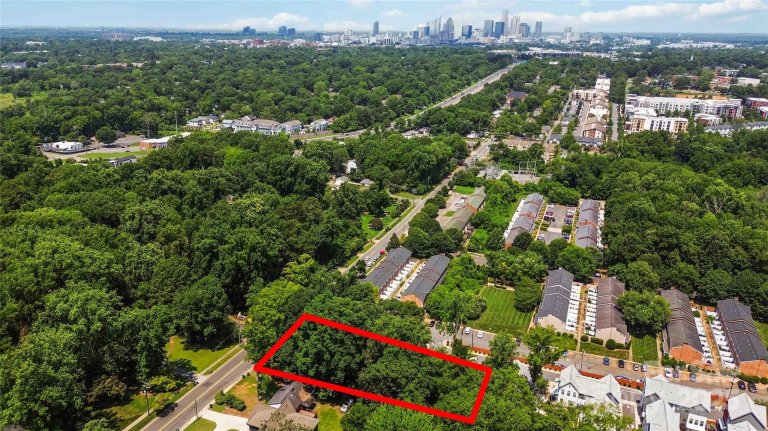 2937 Commonwealth Avenue active home in Midwood, Charlotte, NC