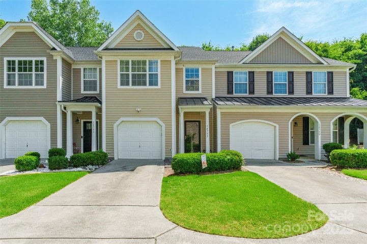 14755 Lions Paw Street sold home in Lions Gate, Charlotte, NC