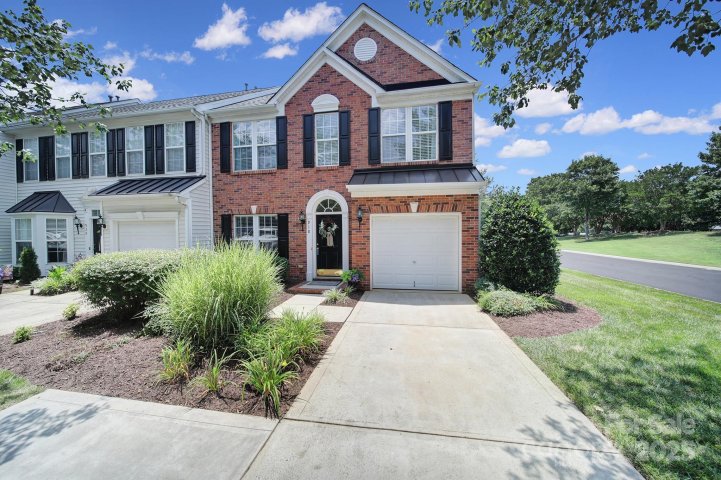 918 Kite Drive sold home in Fairway Townes, Fort Mill, SC
