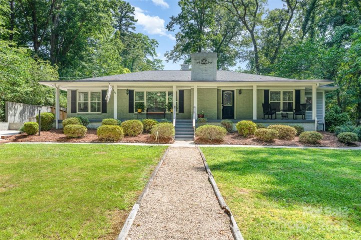 304 W Colonial Drive sold home in Milford Hills, Salisbury, NC