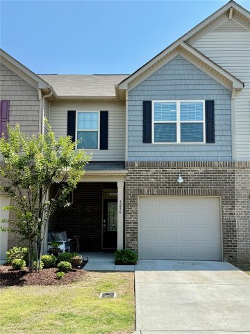 5236 Spanish Ivy Lane sold home in The Greens, Indian Land, SC