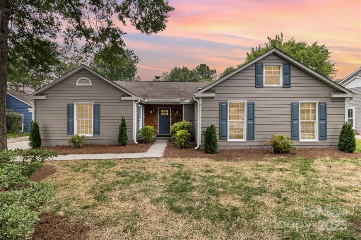 5234 Bellflower Lane sold home in Cheverton, Charlotte, NC