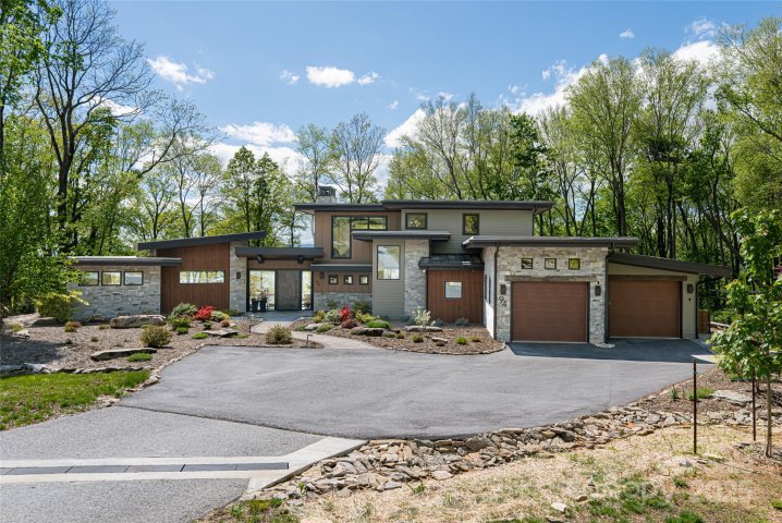 94a Laurel Ledge Way active home in Couch Mountain, Fletcher, NC