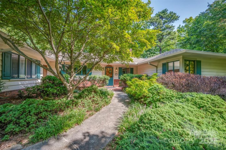180 Doubleday Road sold home in Gillette Woods, Tryon, NC