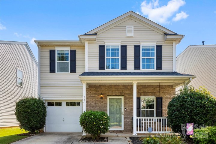 924 Willow Creek Drive sold home in Willow Creek, Gastonia, NC