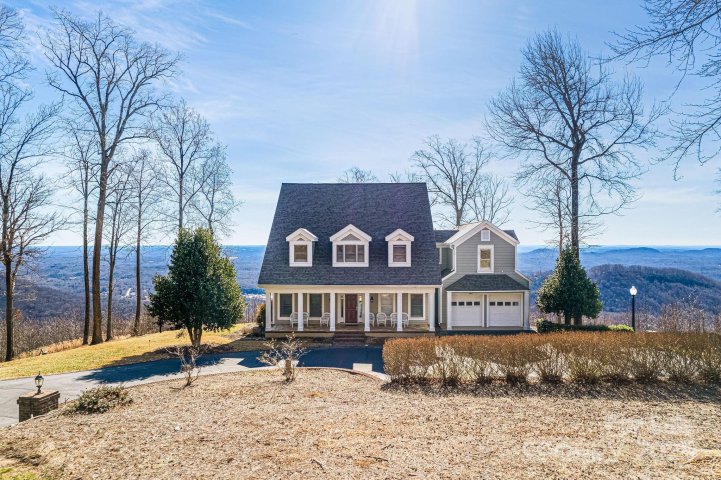 11 By The Wayside Drive active home in White Oak Mountain, Columbus, NC