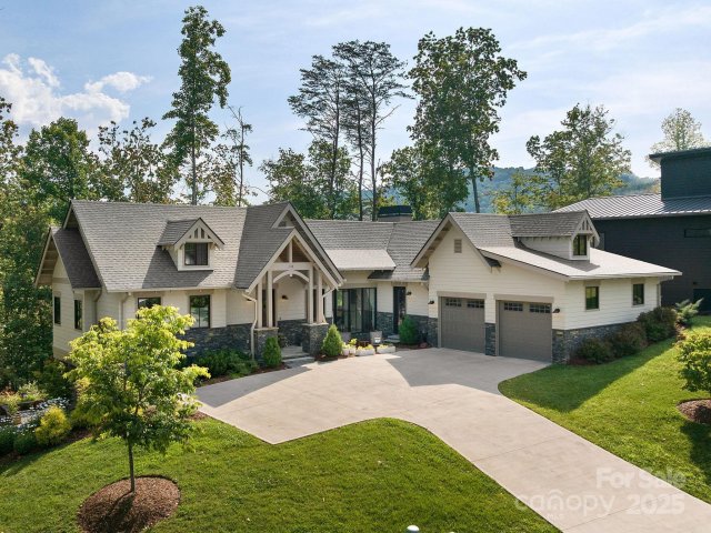 138 Riverbend Forest Drive sold home in Riverbend Forest, Asheville, NC