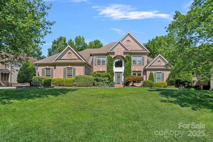 17018 Laurelmont Court sold home in Bridgehampton, Fort Mill, SC