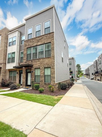 1202 Gleason Way sold home in South Tryon Townhomes, Charlotte, NC