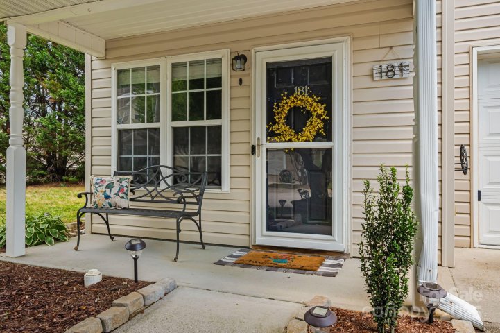 181 Farington Circle sold home in Stafford Hills, Fletcher, NC