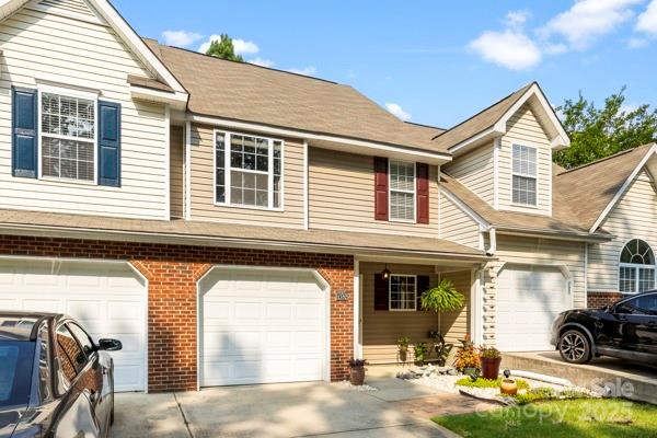 1352 Walnut Hill Drive sold home in Lexington Commons, Rock Hill, SC