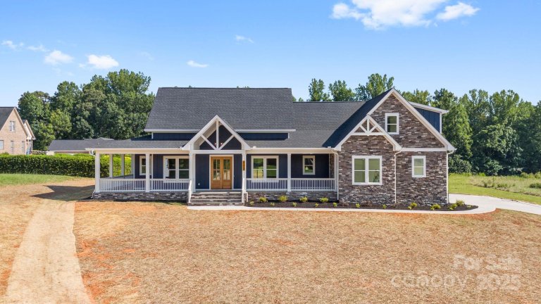 113 Peacehaven Place sold home in New Salem Estates, Statesville, NC