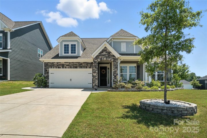 1085 Harbor Bay Drive sold home in The Overlook at Barber Rock, Fort Mill, SC