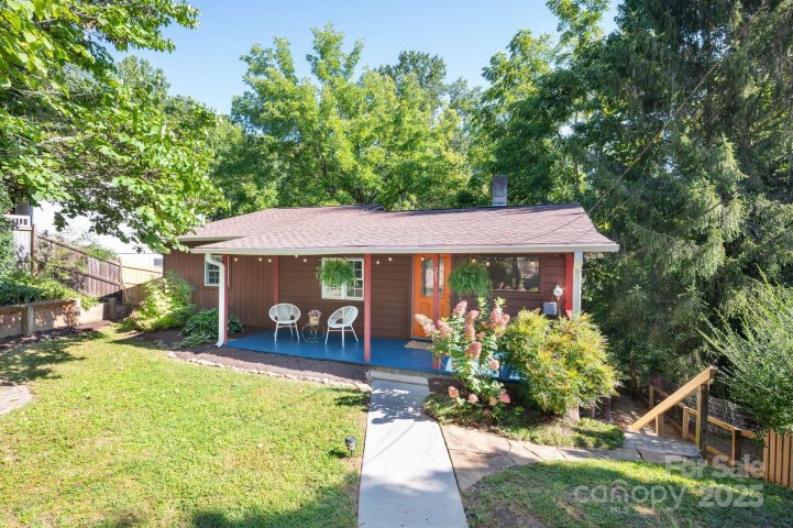 23 Shadowlawn Drive sold home in Sulphur Springs Park, Asheville, NC