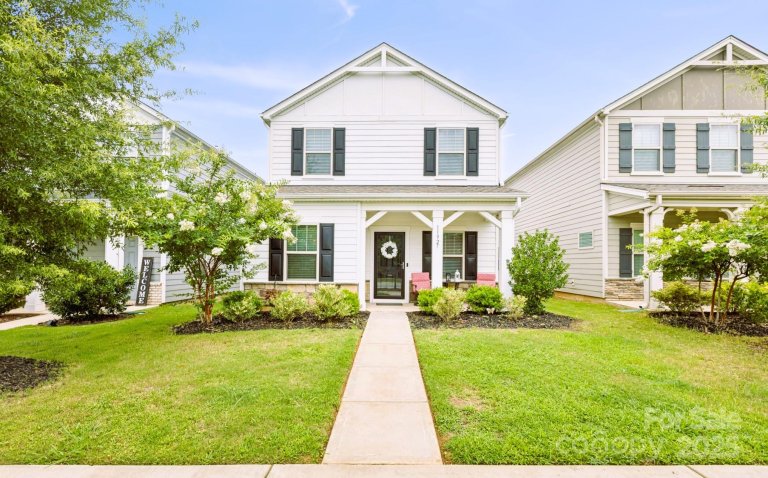 11927 Hambright Road sold home in Stoneybrook Station, Huntersville, NC