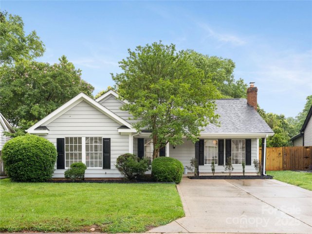 12013 Dolomite Drive sold home in Woodside Village, Pineville, NC