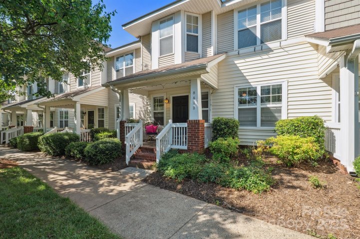 8412 Townley Road sold home in Townhomes at Birkdale Village, Huntersville, NC