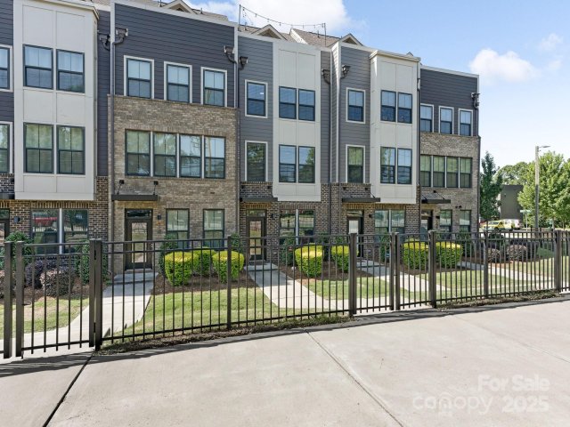 508 Billingsley Road sold home in Wendover Green, Charlotte, NC