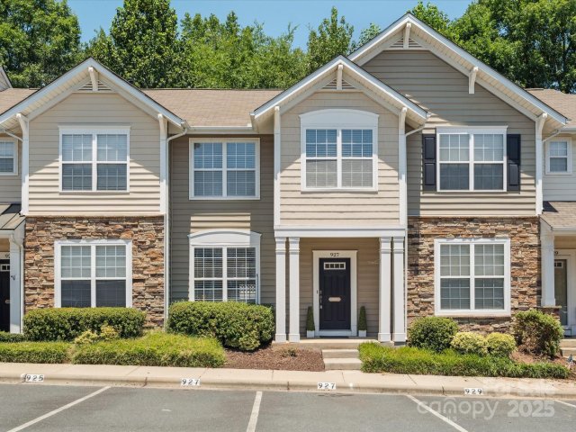 927 Copperstone Lane sold home in Fieldstone, Fort Mill, SC