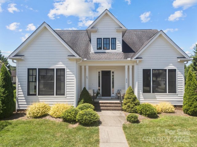 172 Birchbark Drive sold home in Hollabrook Farm, Mills River, NC