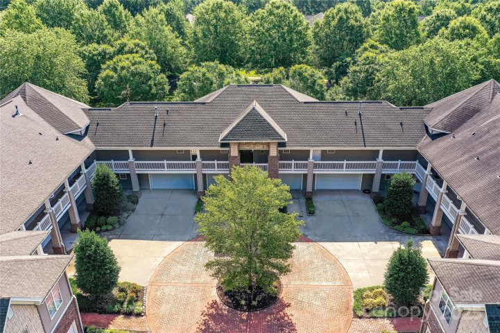8925 Rosalyn Glen Road sold home in Edinburgh Square, Cornelius, NC