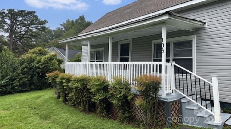 103 Fairview Street sold home in The Lesavoy Foundation, Clover, SC
