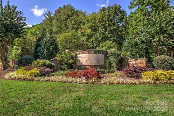 350 Pinnacle Trail active home in The Springs At High Rock, Denton, NC