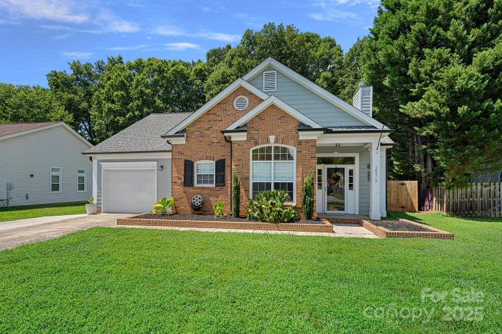 10415 Danesway Lane sold home in Wellsley Village, Cornelius, NC