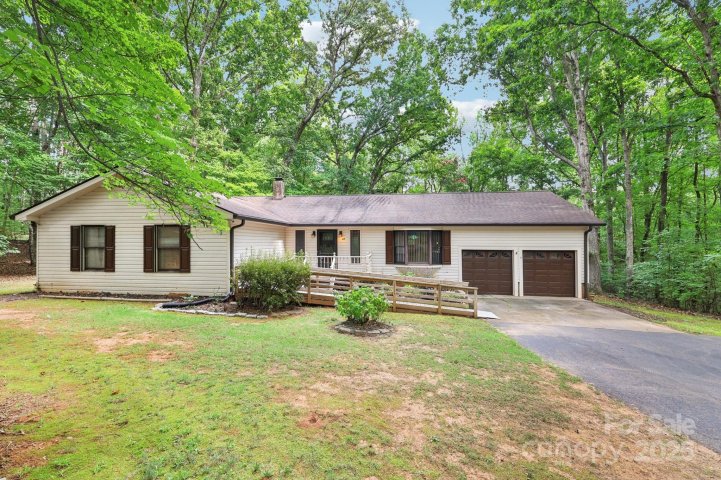 27 Search Drive sold home in Far Away Place, Concord, NC