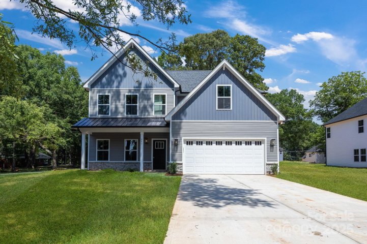 201 Henderson Circle pending home in Harrisburg Park, Harrisburg, NC