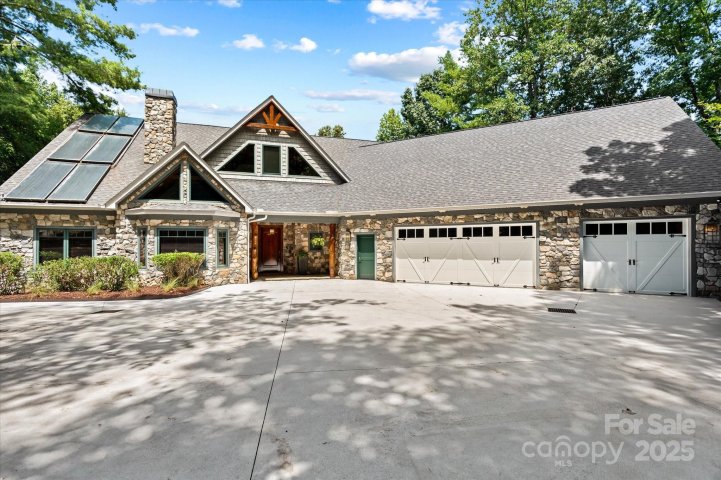 16 Royal Vista Way sold home in River Bend, Granite Falls, NC