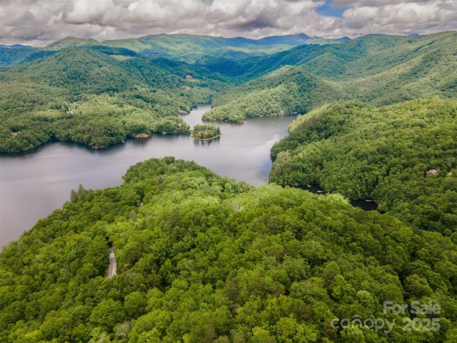 Lot 127 Stoneway Drive active home in Bear Lake Reserve, Tuckasegee, NC